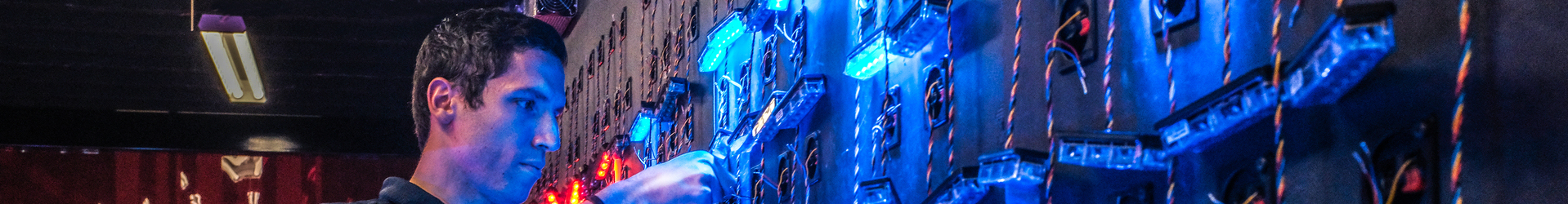 Hamza Deyaf, Entrepreneur